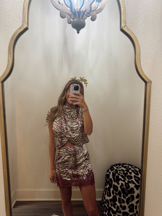 Satin Safari Set