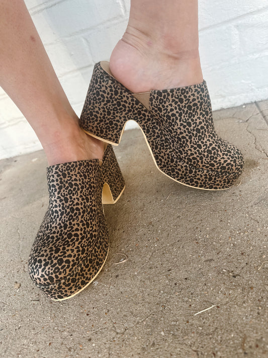 Leopard Platform Mule