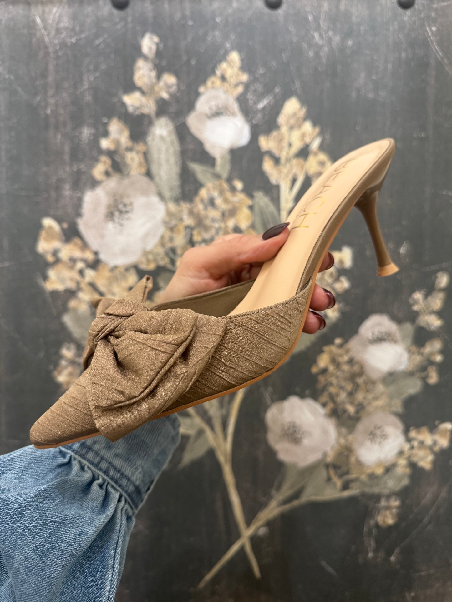 Goldie Bow Mule Mini Heel